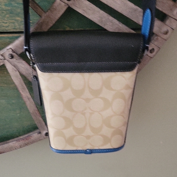 Coach Small Flap Track Stylish Men's Crossbody Bag In Light Khaki/Blue Jay Mult - Picture 7 of 16